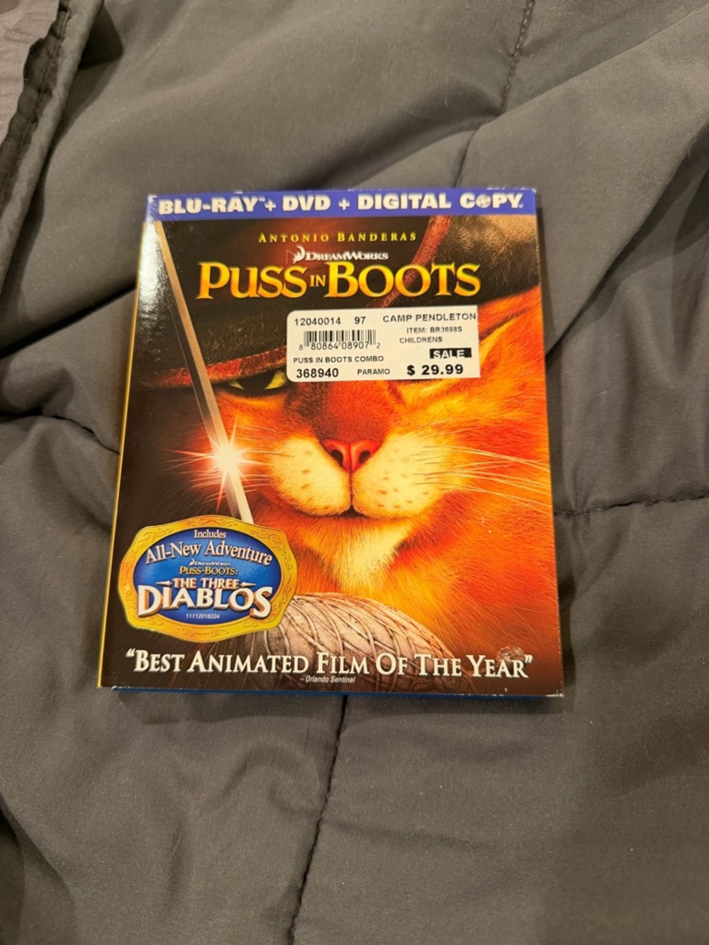 Puss in Boots Blu-ray + DVD + Digital Copy - Orange Cover